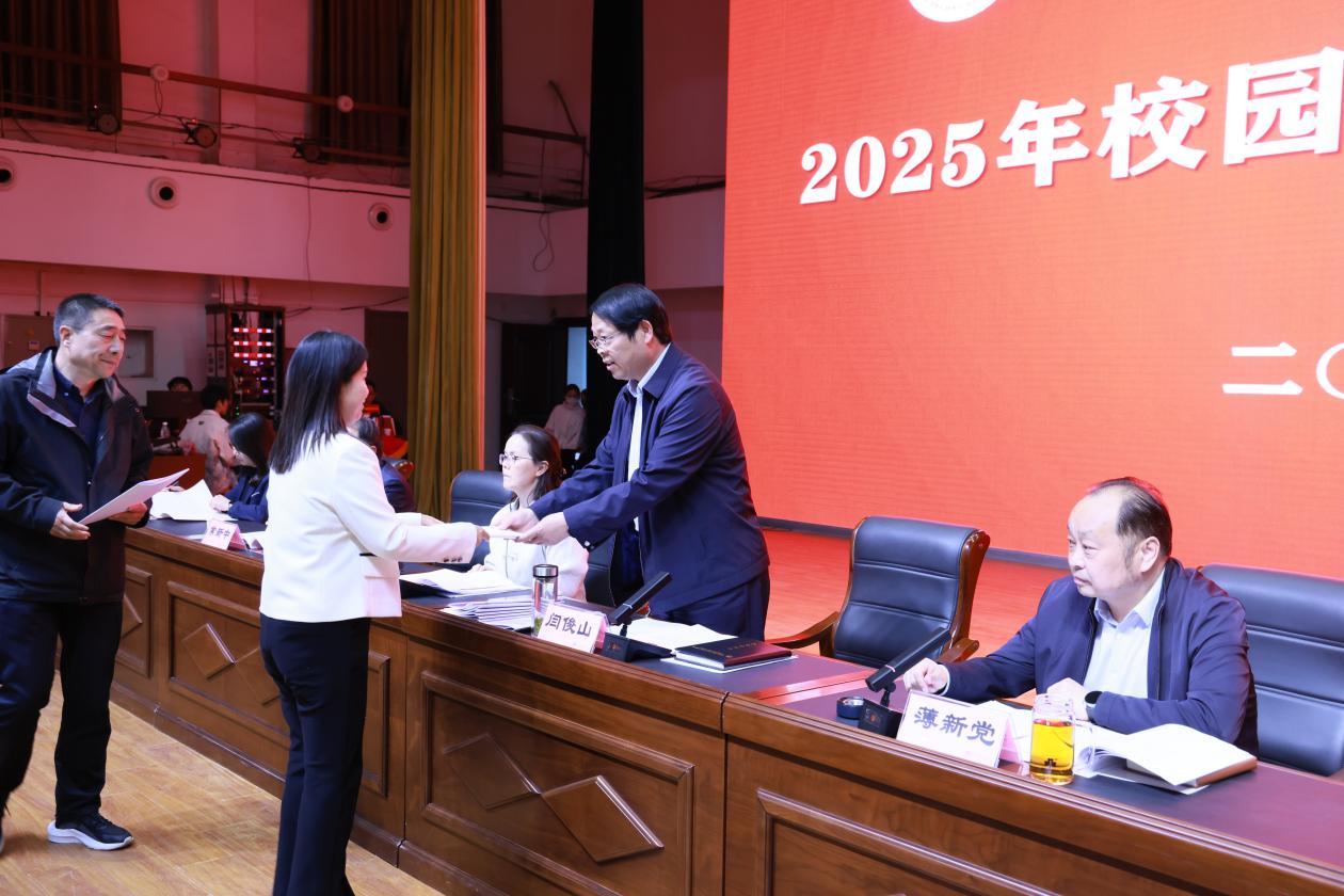 5M5A1480(1)(1) 5M5A1480(1)(1)